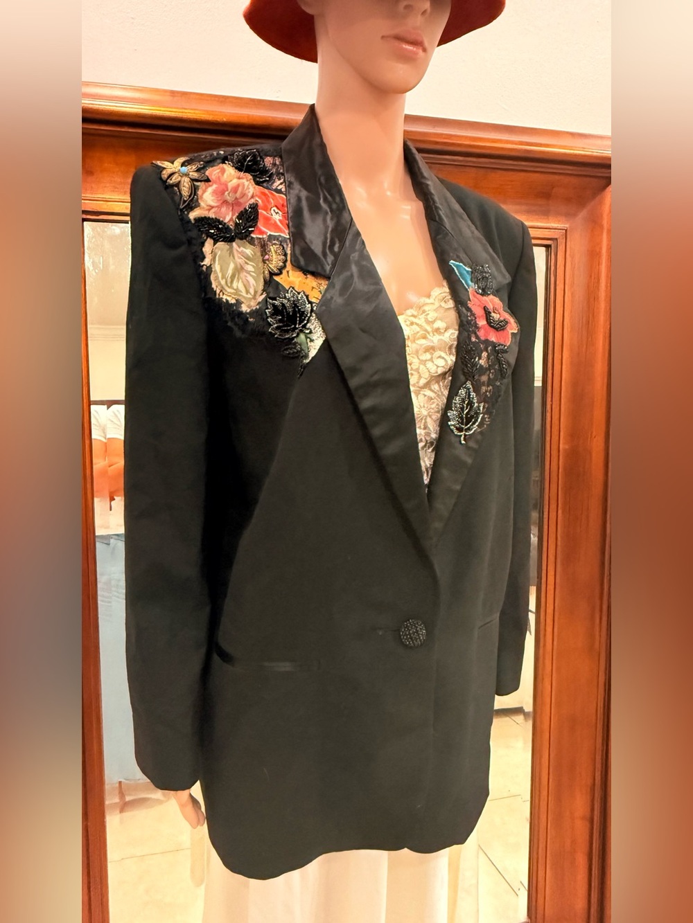 Vintage 80s Elissa-Rose R.M. Verdi Black Blazer Beaded Floral Embroidery